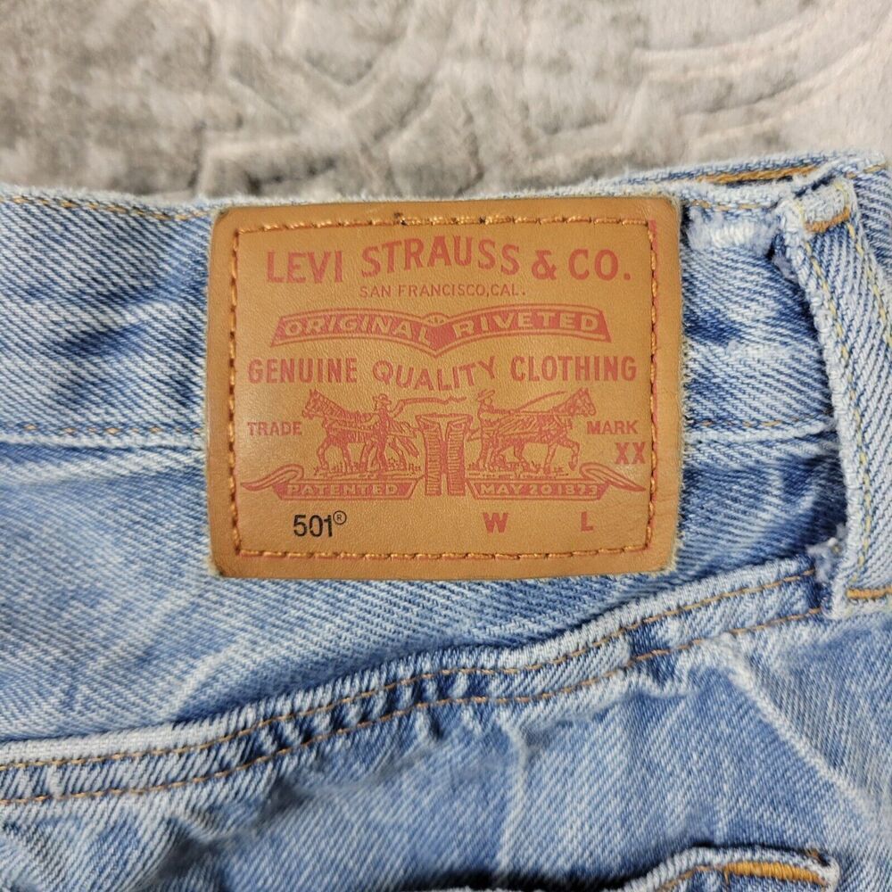 Levi's 501 Shorts Womens 26 Blue Premium Denim Button Fly Cut Off Distressed - Picture 3 of 12